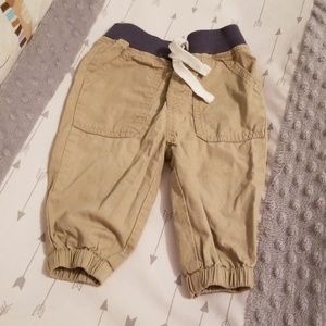 Khaki pants size 6-9 months